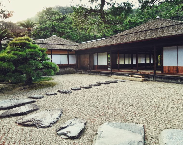 Escalier japonais : combien ça coûte vraiment ?
