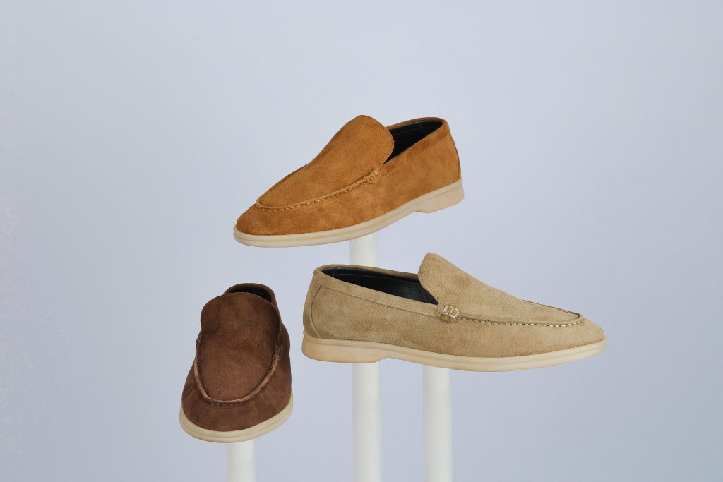 Ton jean a déteint sur tes chaussures en daim, que faire ?
